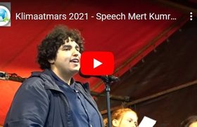 2021-11-06-klimaatcoalitie-klimaatmars-amsterdam-speech-mert-kumru.